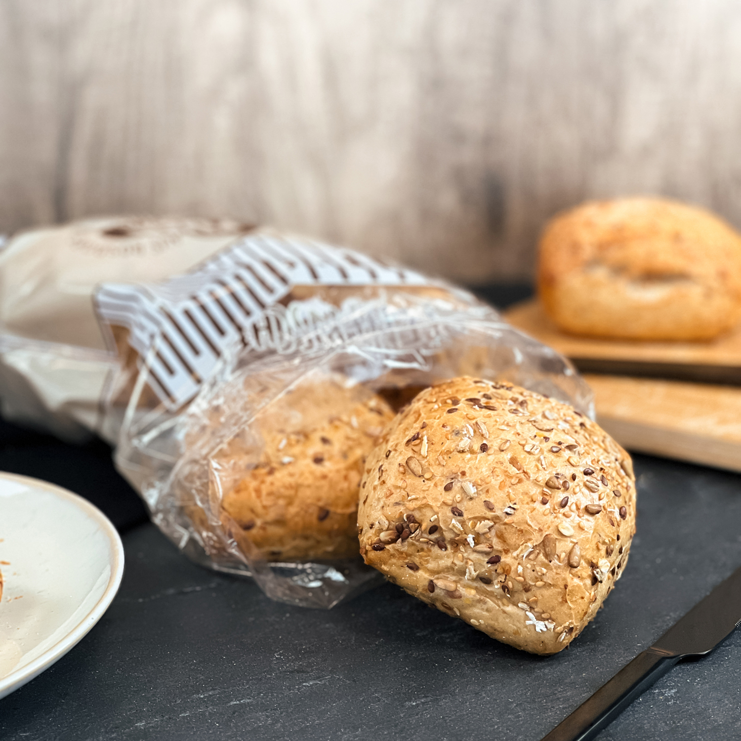 mehrkorn-broetchen-halbgebackene_1x1_RGB_web